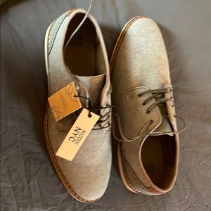 Men's Gray Lace-Up Shoes